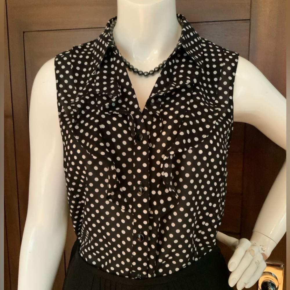 DEX Sleeveless Blouse with Ruffles, Size M, EUC